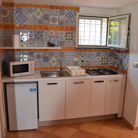 Il Borghetto Apartments&rooms Procida