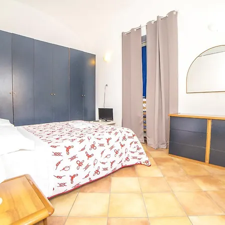 Il Borghetto Apartments&rooms * Procida